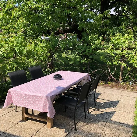 Ferienhaus Villach 度假居